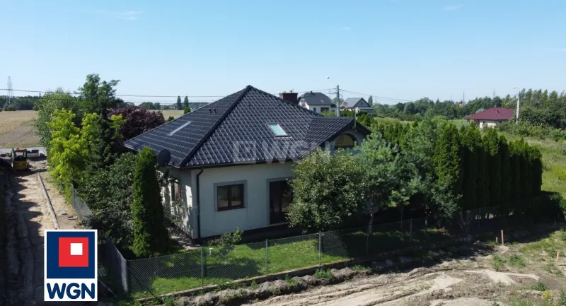 Dom na  sprzedaż Wybudowanie Michałowo - Dom na przedmieściu
